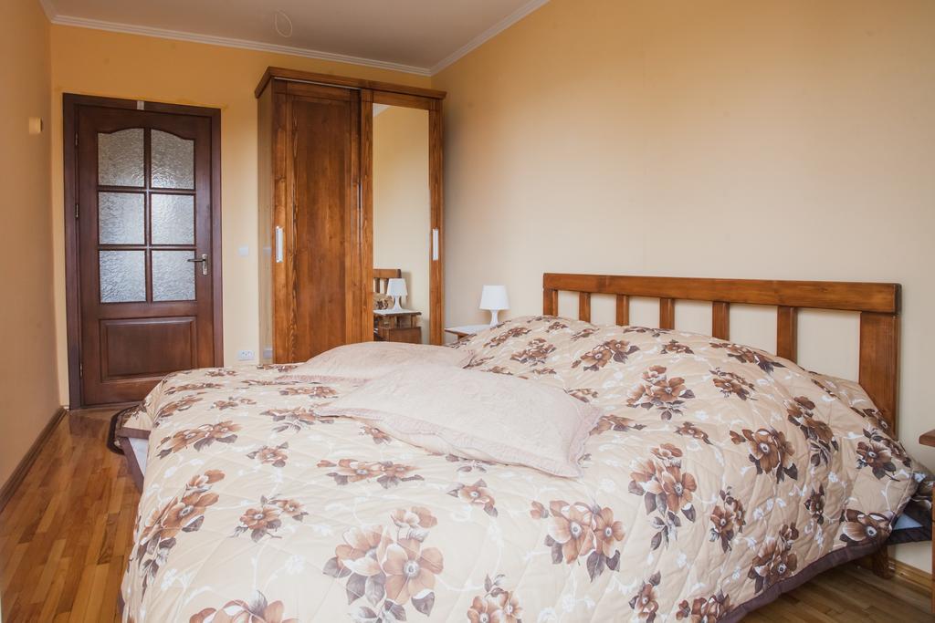 Apartament Saxony Dim Czerniowce Zewnętrze zdjęcie