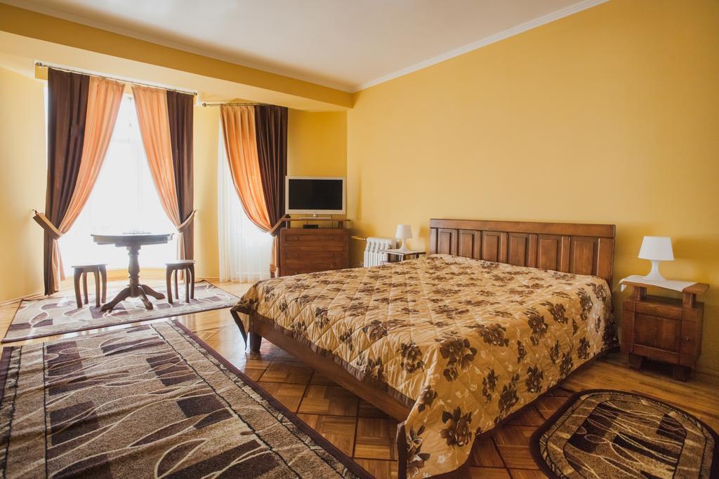 Apartament Saxony Dim Czerniowce Zewnętrze zdjęcie