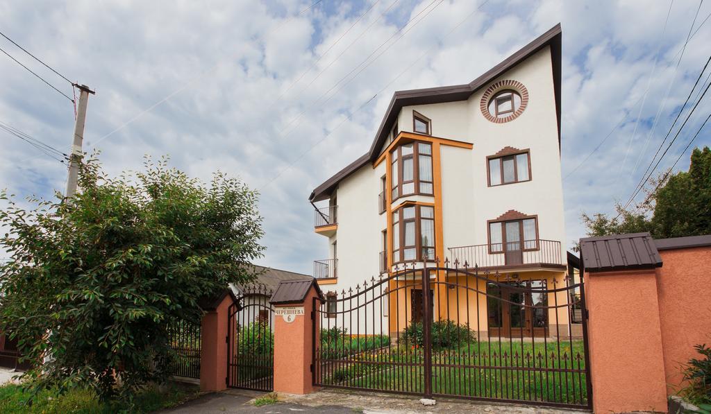 Apartament Saxony Dim Czerniowce Zewnętrze zdjęcie