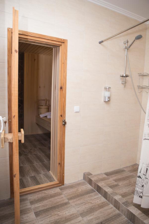 Apartament Saxony Dim Czerniowce Zewnętrze zdjęcie