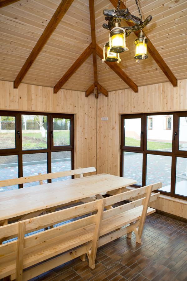 Apartament Saxony Dim Czerniowce Zewnętrze zdjęcie