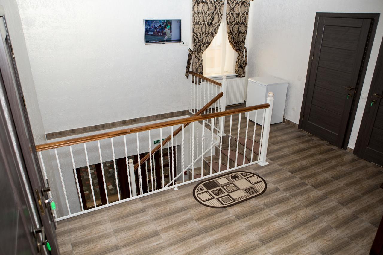 Apartament Saxony Dim Czerniowce Zewnętrze zdjęcie